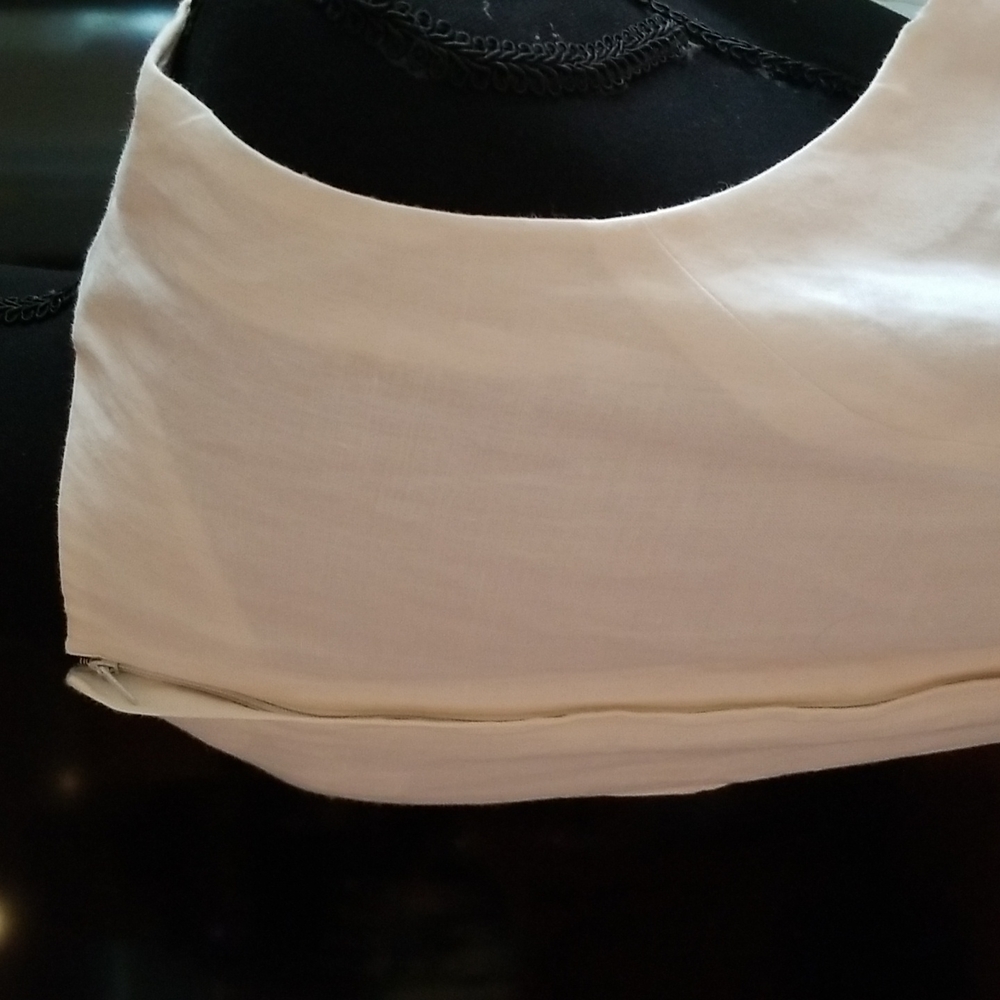 Dress - Picture 3 of 10